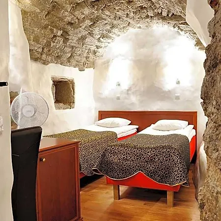 Gotthard Residents 3*