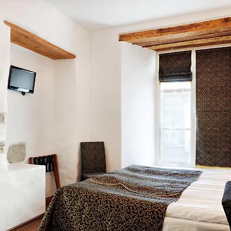 Ξενοδοχείο Gotthard Residents 3*