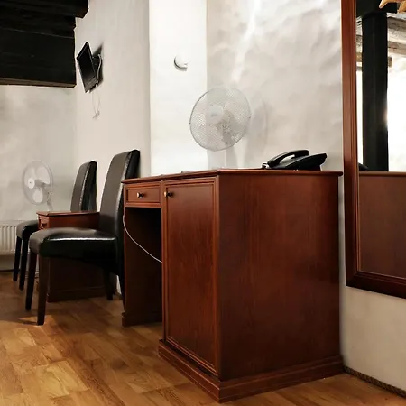 Gotthard Residents 3*