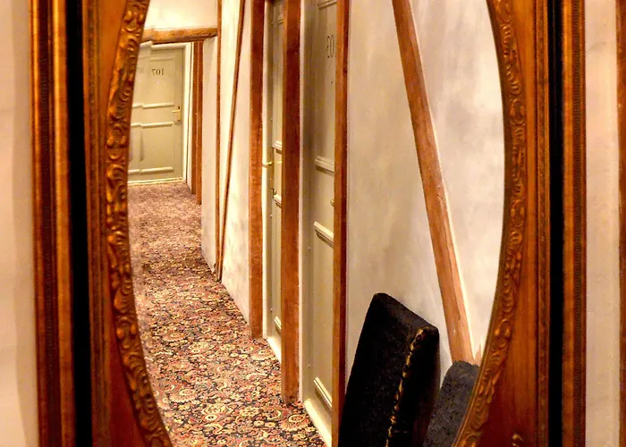 Otel Gotthard Residents 3*