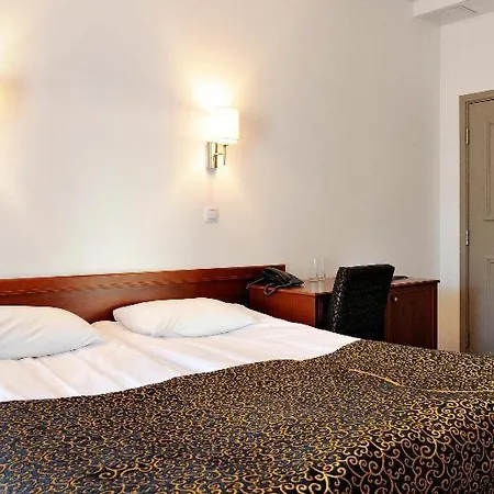 Gotthard Residents Hotell 3*