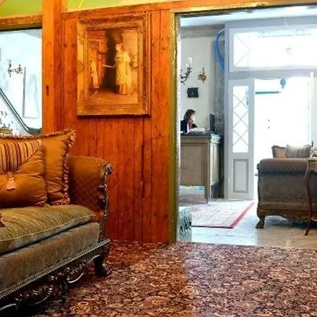 Gotthard Residents Hotell 3*