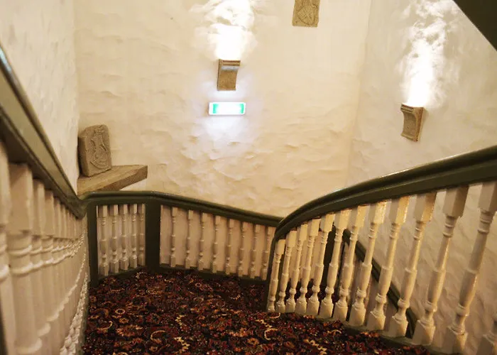 Gotthard Residents מלון