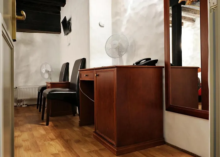 Gotthard Residents 3*